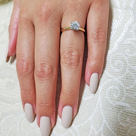 14K Solid  Yellow Gold 1 Carat Round Moissanite Solitaire Engagement Ring D-FL - Picture 3 of 6